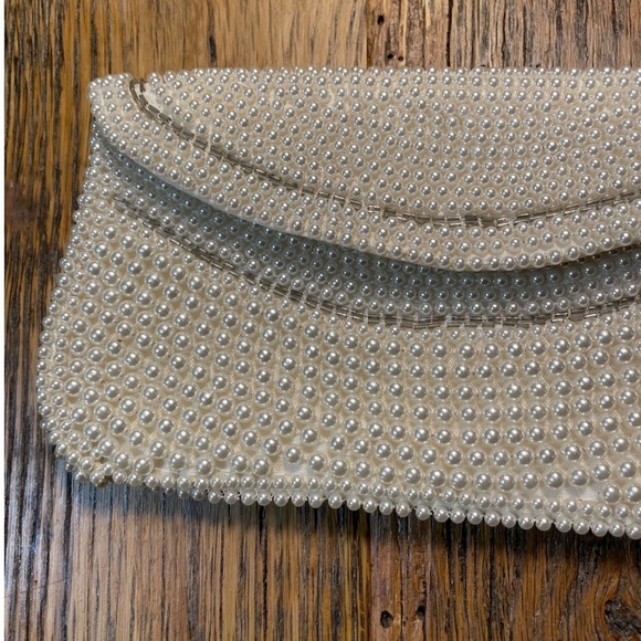 Vintage 50's 60's White Beaded Clutch Evening Bag Pearl Embellished Handbag Y2K - Picture 2 of 8